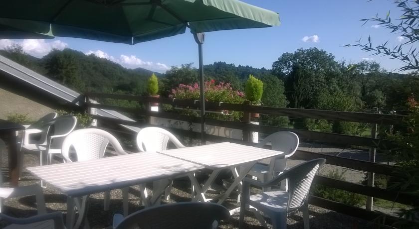 Bed and Breakfast Fattoria Del Pino Орта-Сан-Джулио Экстерьер фото