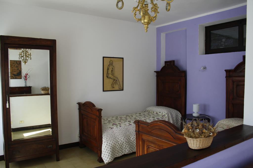 Bed and Breakfast Fattoria Del Pino Орта-Сан-Джулио Номер фото